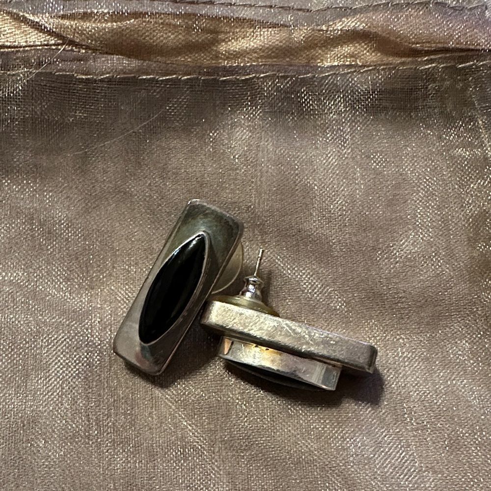 Vintage Sterling silver earrings with black stones/onyx from Mexico
